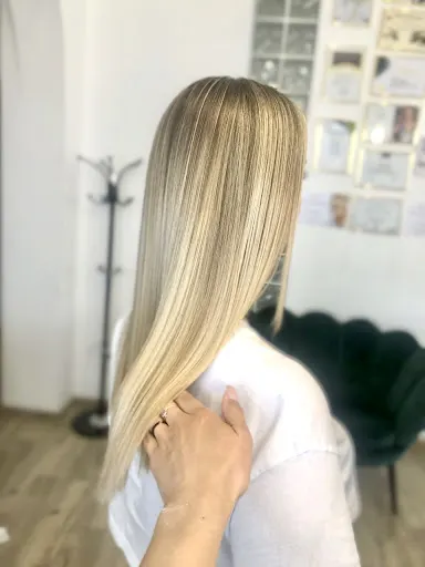 Zaczesana - Studio Fryzur - Paulina Więcek